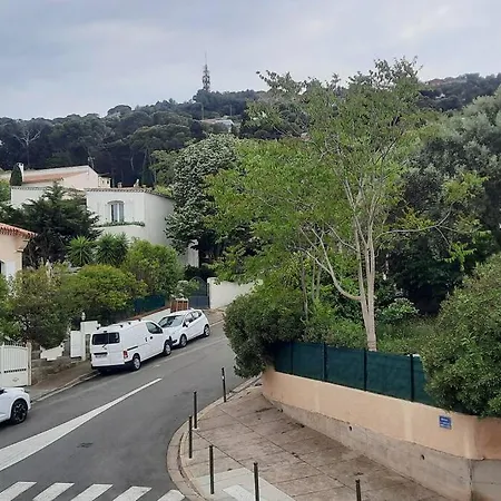 Maison De